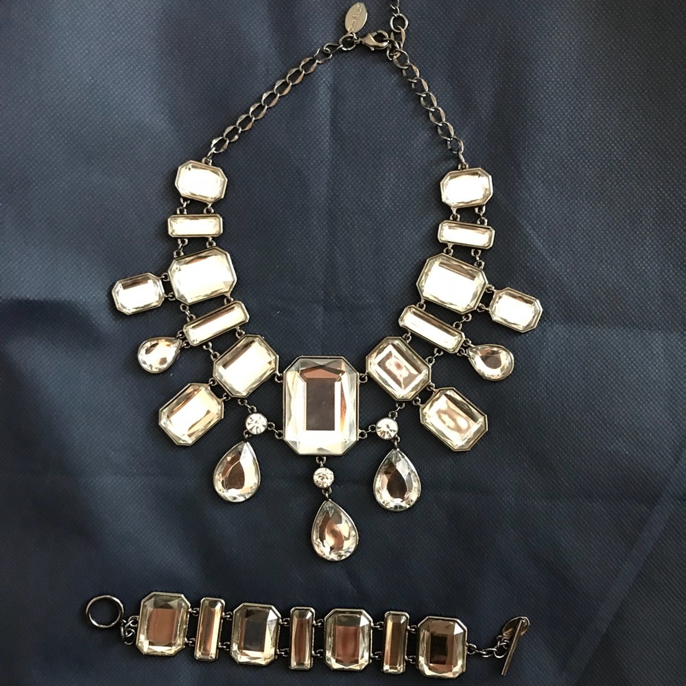 Stella and dot silver necklace and bracelet